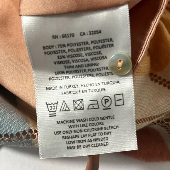 Anthropologie Akemi +Kin geometric crop top/ blouse size small - Picture 6 of 8